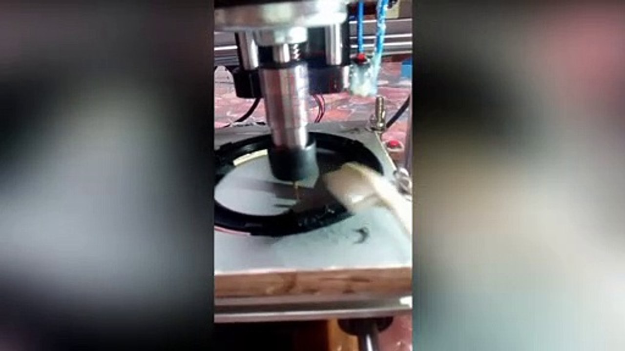 Cara Membuat Lubang Heatsink Lampu Powerlite Menggunakan Mesin CNC | How to Make a Powerlite Lamp Heatsink Hole Using a CNC Machine | Comment faire un trou de radiateur de lampe Powerlite à l'aide d'une machine CNC