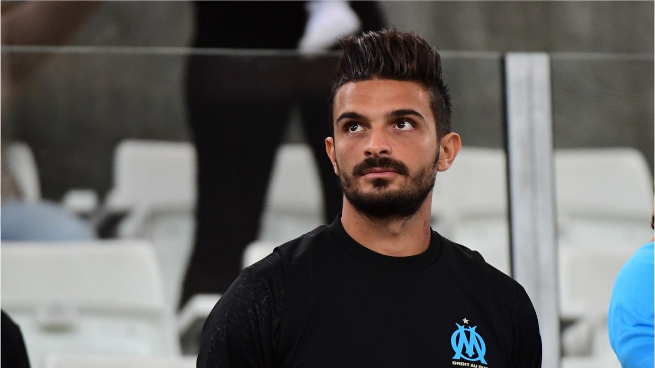 VOICI -- "Il a fini en fauteuil roulant" : Julien Tanti blessé sur le tournage des Marseillais contre le Reste du monde