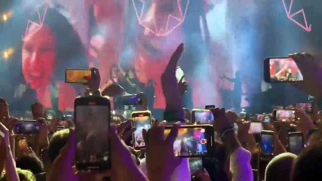 Amr Diab Yana Yalaa El Alaamin عمرو دياب يا انا يا لاء - العلمين الجديدة