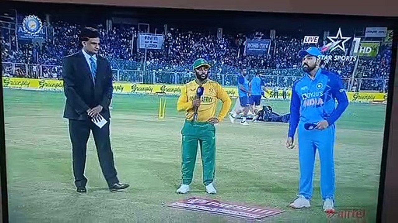 Ind_vs_SA_Live___Ind_won_the_toss_and_choose_to_bowl___Live_cricket___%23indvssa_%23trivandrum_%23(720p)