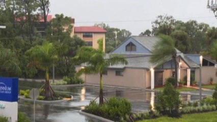 Ian si rafforza e si abbatte sulla Florida, venti fino a 220 km/h