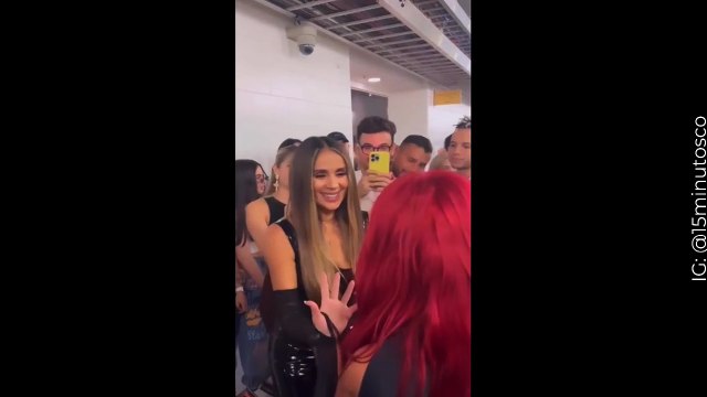 ¡Te admiro! : entre abrazos, Catherine Siachoque tuvo un emotivo encuentro con Karol G