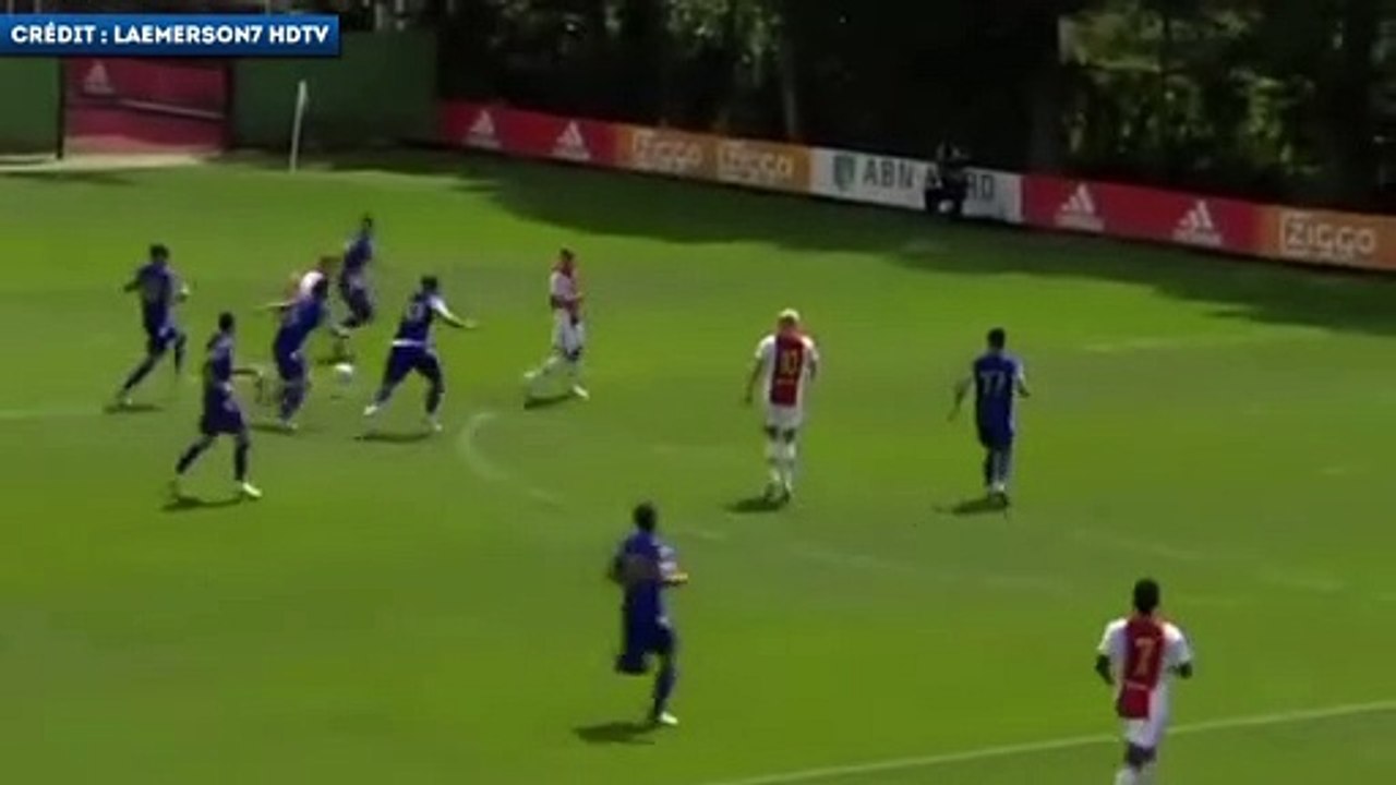 Les actions incroyables du nouveau bijou de l'Ajax d'Amsterdam Kenneth Taylor