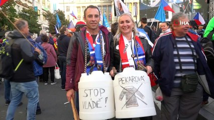 Çekya’da hükümetin enerji politikalarını protesto edildi