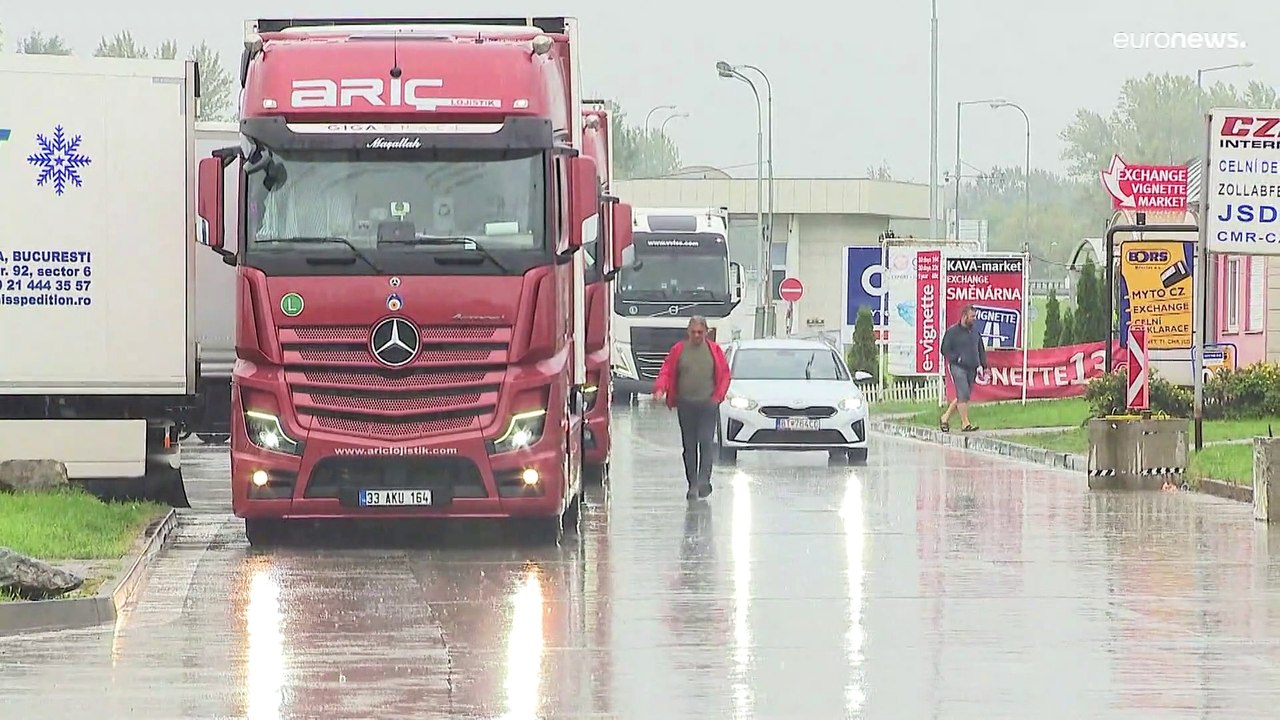 Dominoeffekt an den Grenzen: Österreich und Tschechien führen wieder Personenkontrollen ein