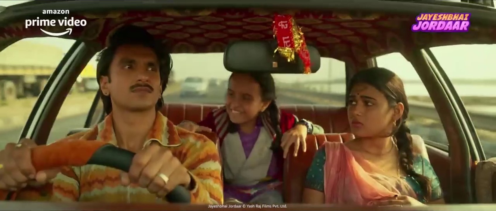 Jayeshbhai Jordaar Watch Now :  Ranveer Singh, Shalini Pandey, Boman Irani , Divyang Thakkar