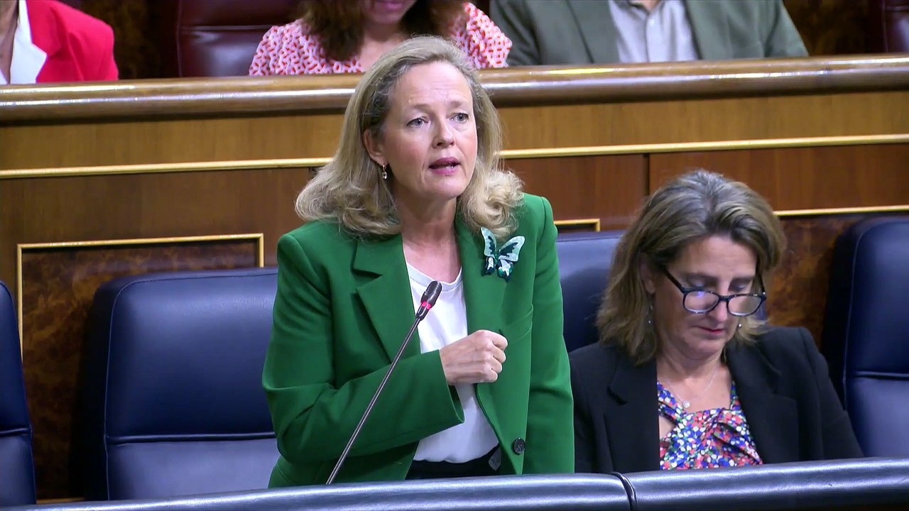 Calviño asegura que el Gobierno adoptará las medidas "necesarias" en materia fiscal