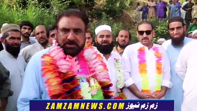 شانگلہ۔ یونین کونسل۔میرہ ٹوکہ لنک روڈ پر مسلم۔لیگ کی جانب سے صفائی کا کام جاری اقوام۔ٹوکہ نے وزیراعظم شہبازشریف اور امیرمقام کے علاوہ تمام۔مسلم۔لیگ لیڈر شپ کا شکریہ ادا کیا تفصیل زم زم نیوز پر