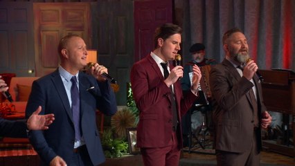 Ernie Haase & Signature Sound - Something Beautiful