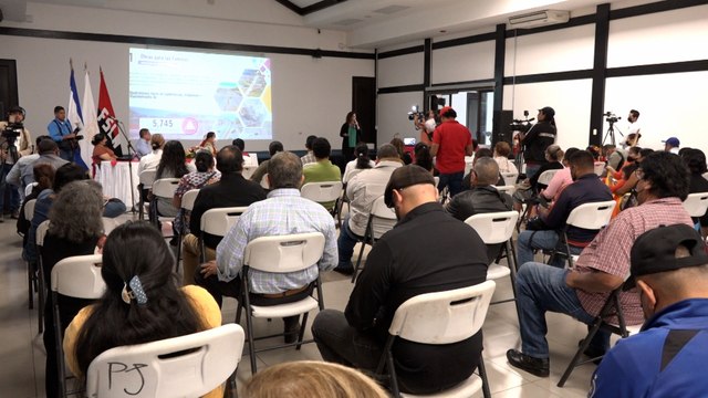 Líderes cristianos conocen propuesta de trabajo de la fórmula del pueblo alcalde