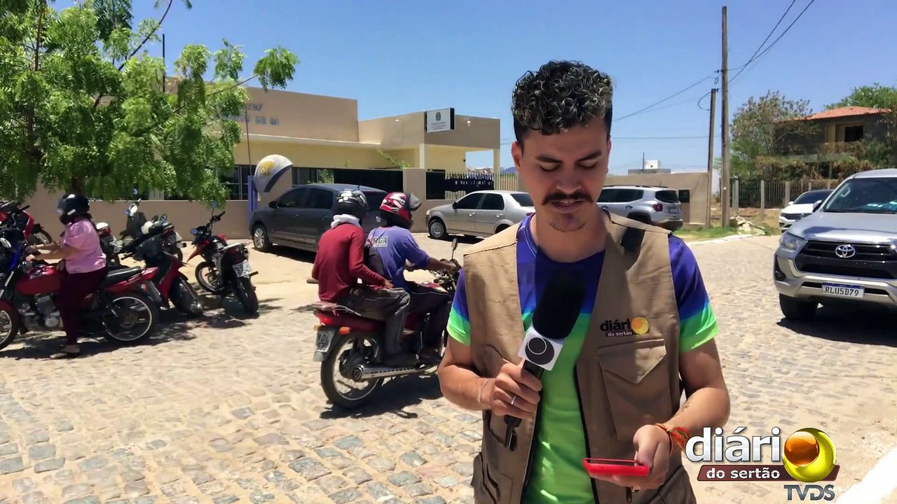 Em Sousa, mesmo sem ser obrigado, idoso dá exemplo de cidadania: "Eu vou votar porque gosto"