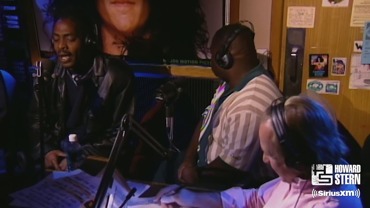 Le rappeur américain Coolio, 59 ans, connu pour son tube "Gangsta's Paradise" sorti en 1995, retrouvé mort cette nuit dans une salle de bain à Los Angeles