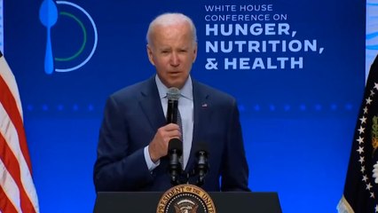 Biden’ın kafası yine karıştı, ölen Kongre üyesini sahneye çağırdı