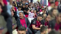 Tribünde coşan çocuk taraftar sosyal medyayı salladı