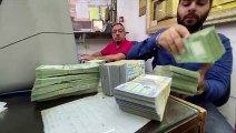 لبنان يخفض سعر الصرف الرسمي لليرة مقابل الدولار