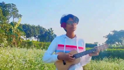 তুমি আকাশের বুকে বিশালতার উপমা তুমি আমার চোখেতে সরলতার প্রতিমা