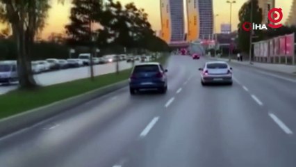 Pendik’te trafikte makas atarak zik zak çizen sürücüler kamerada