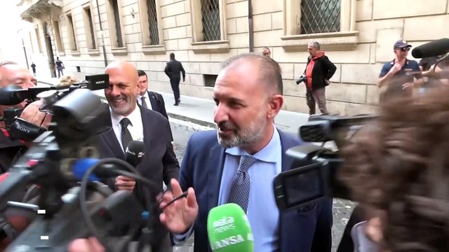 Prima riunione dei leghisti e nodo Governo da sciogliere, Giorgetti: Io fuori? Magari mi riposo...