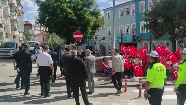 Yayalara öncelik duruşu, hayata saygı duruşu etkinliği yapıldı