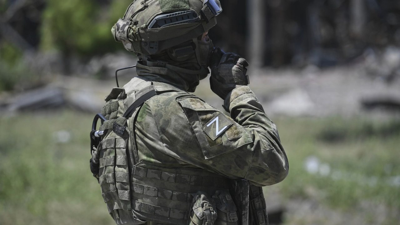 Russischer soldat gibt mord an zivilisten zu