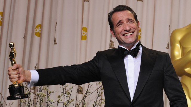 GALA VIDÉO - Jean Dujardin gêné après son Oscar ? Révélations sur son “retour très mal compris des États-Unis”
