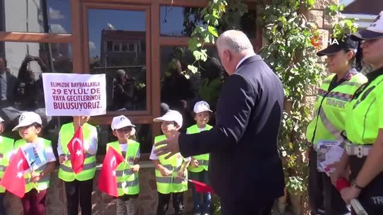 Validen sert uyarı: "Yolların kralı değil, yolların kuralı olur"