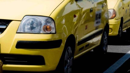 Tensión entre taxistas y Gobierno por ausencia del presidente Petro en mesa de diálogo