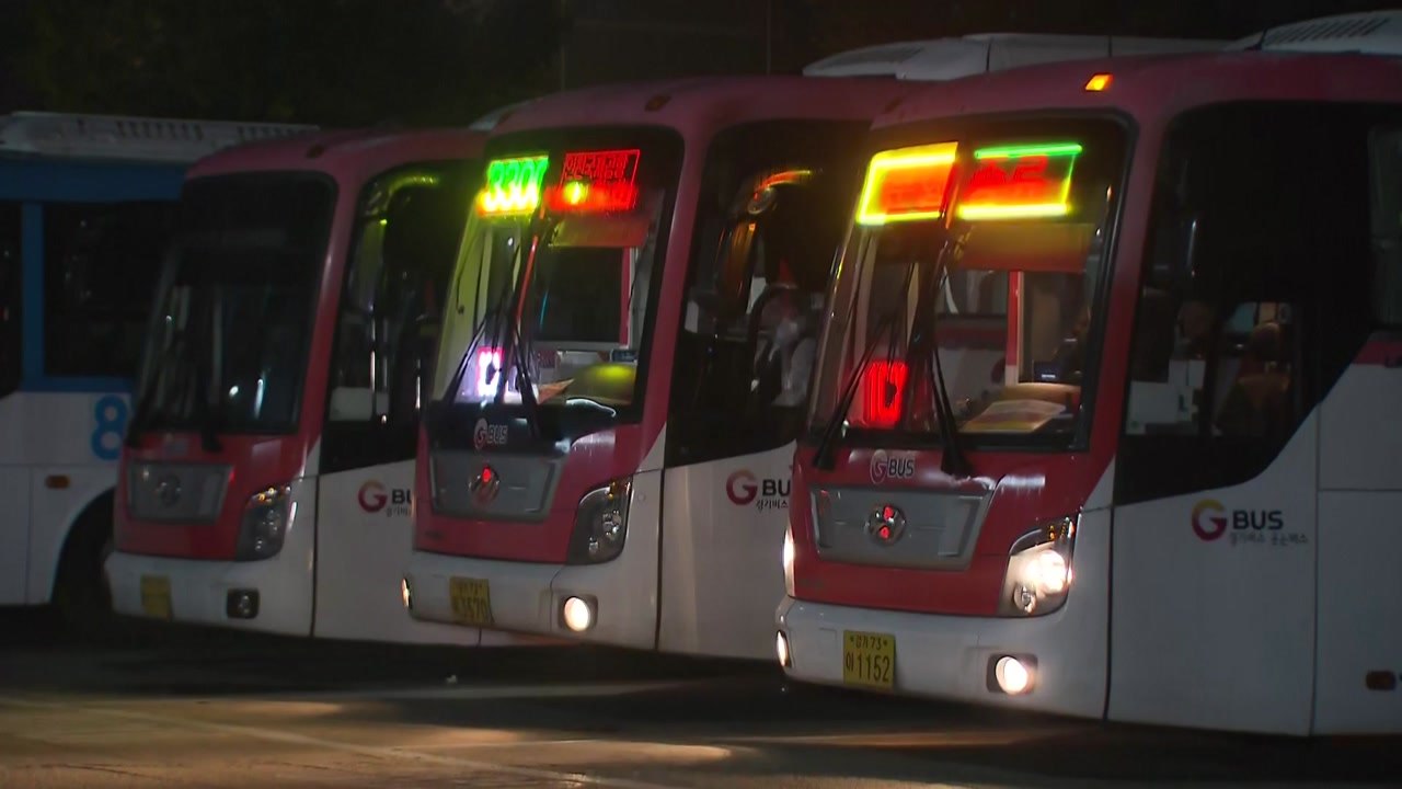 경기 버스 노사 재협상끝에 극적 타결...광역·시내버스 정상 운행 / YTN