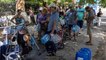 معاناة سكان ميكولايف مع انقطاع المياه جراء القصف الروسي