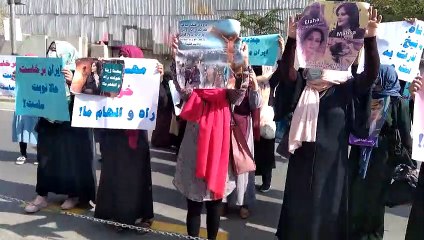 Download Video: Talibãs dispersam com tiros manifestação em Cabul de apoio às mulheres iranianas