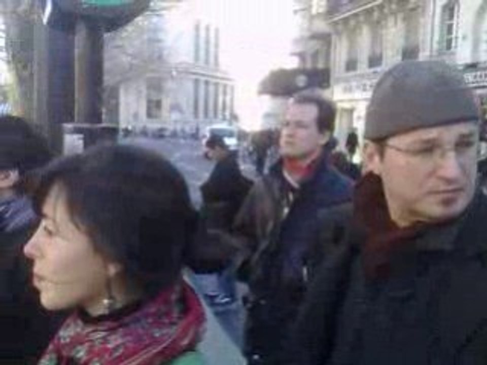 Street gig in Paris @ Odeon Sub Stn