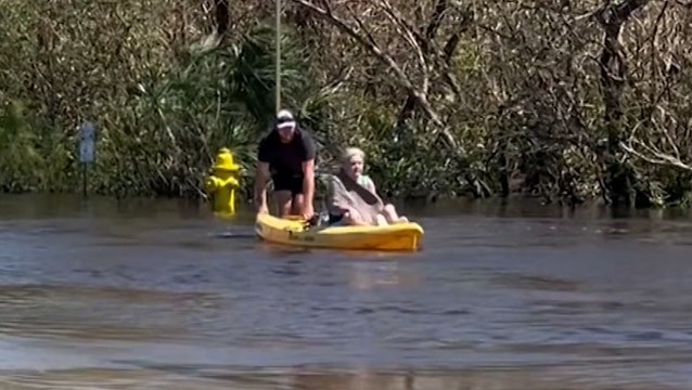 Floridians band together to help rescue survivors of Hurricane Ian