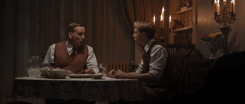 Where Hands Touch Bande-annonce (RU)