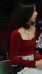 Jisoo Unnie's Stunning Visuals ✨