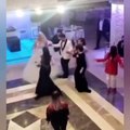 Bayrampaşa’da düğünde ‘İstek parça’ nedeniyle çıkan kavga kamerada