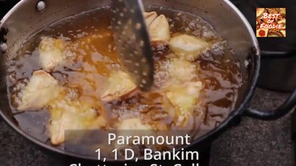 Mini samosa with hari chutni street food india