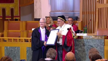 Dall'Università Federico II di Napoli una laurea H.C. a Tim Cook
