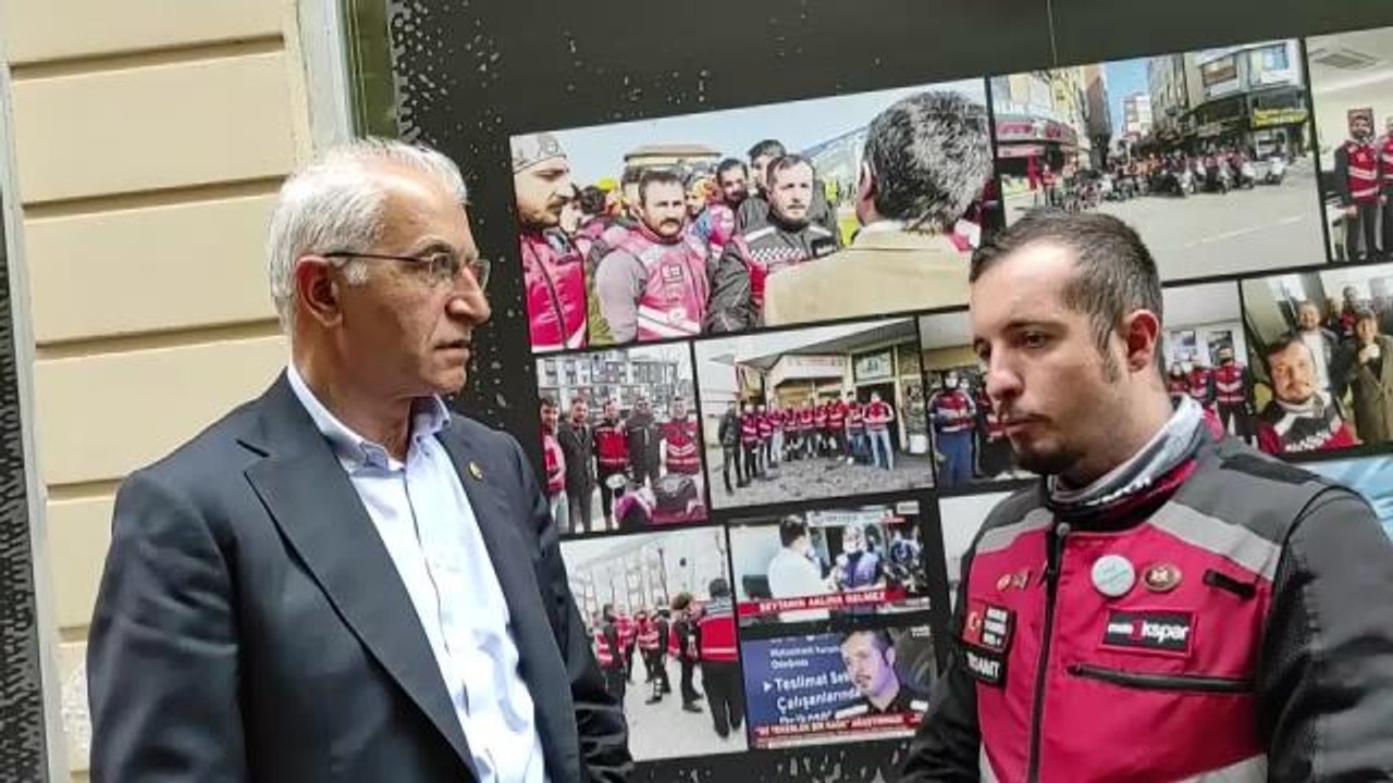 Kuryeler Federasyonu Başkanı Tomris, 'Göçmen Motokurye' Sorununa Dikkat Çekti: "Sigortası Yok, Düşük Maaşla Çalışıyorlar"