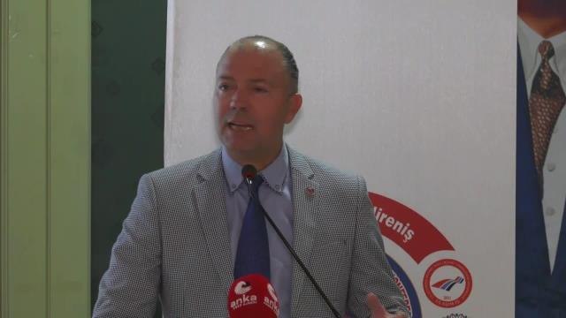 Birleşik Kamu-İş'ten 'Kriz ve Kamu Çalışanları' Raporu: Çalışanların Yüzde 49,8'i Ebeveyn Olarak Görevini Yerine Getiremediğini Düşünüyor