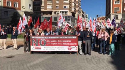 Concentración pensionistas en Valladolid