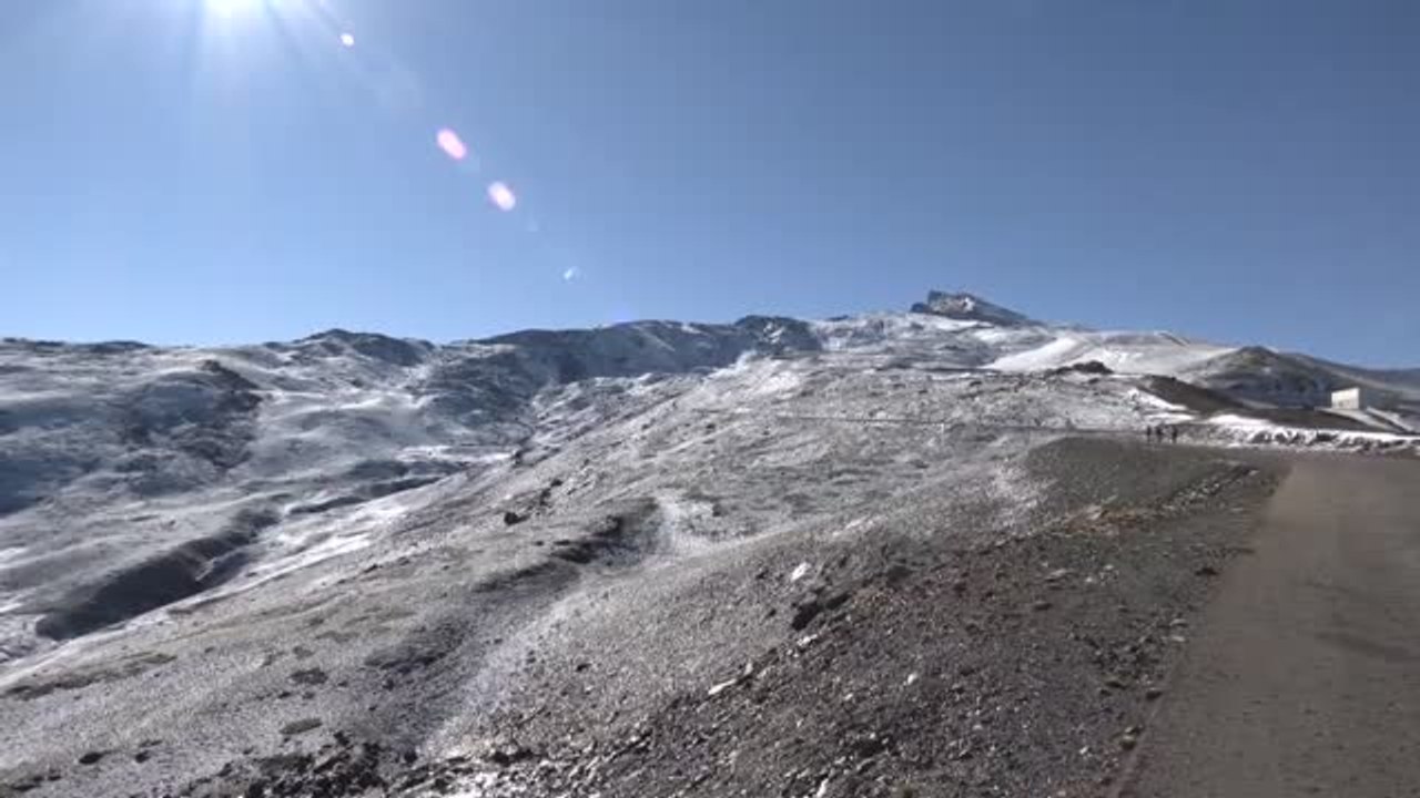 Cae la primera nevada de la temporada en Sierra Nevada