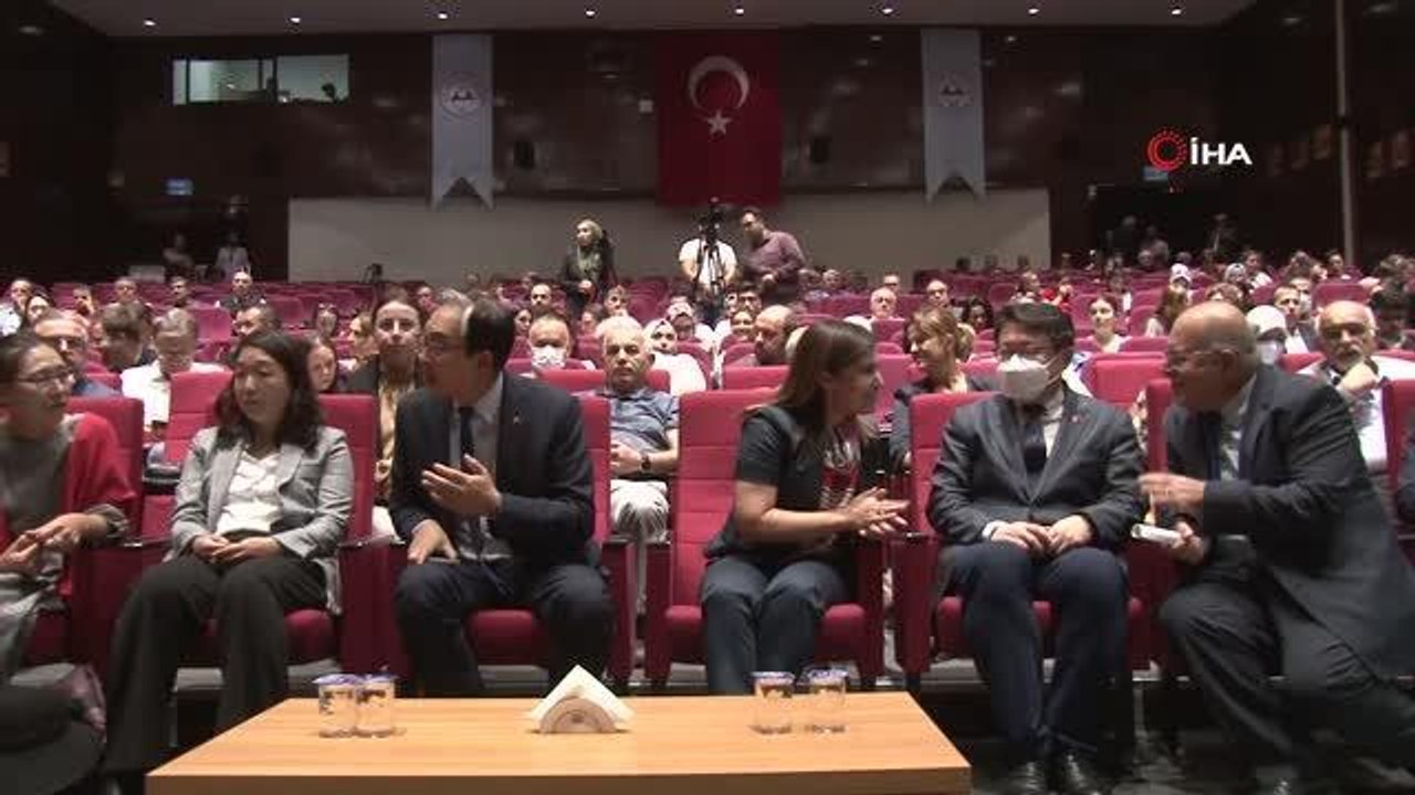 Denizli kültür sanat: Güney Kore Büyükelçisi Güney Kore Türkiye Büyükelçisi Lee Won-Ik: "Asıl başımızı ağrıtan, kuzeyimizde bulunan baş belası Kuzey Kore"