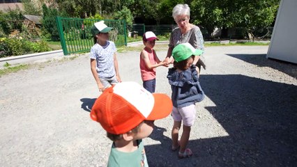 Zone Interdite : Un couple d'apprentis commerçants s'embrouillent pour tout et n'importe quoi