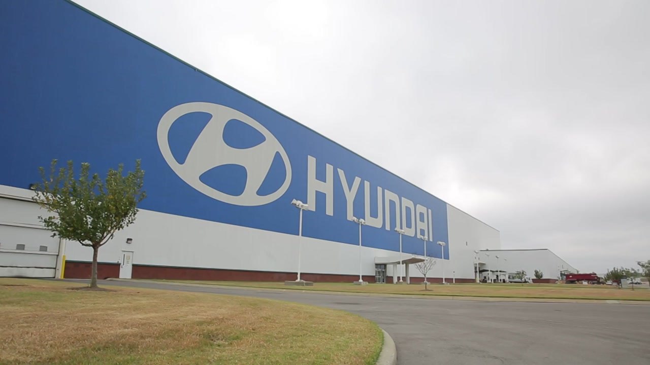 美상원의원, 현대차도 2026년까지 보조금 지급 법안 발의 / YTN