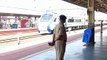 VIDEO : वंदे मातरम ट्रेन में यात्रियों को अत्याधुनिक सुविधा