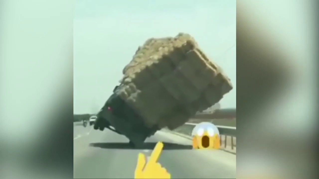 Trucks Overload 