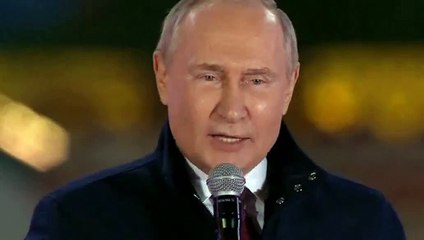 Putin, Kızıl Meydan'da kutlama yaptı: "Hurra!"