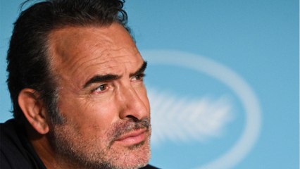GALA VIDÉO - “Pourquoi il ouvre sa gueule celui-là ?” : Jean Dujardin répond aux attaques