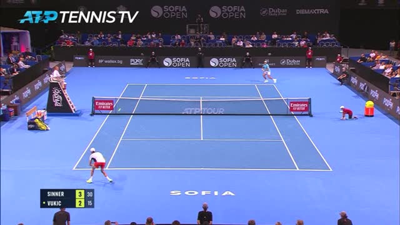 Highlights: Topgesetzter Sinner dominiert