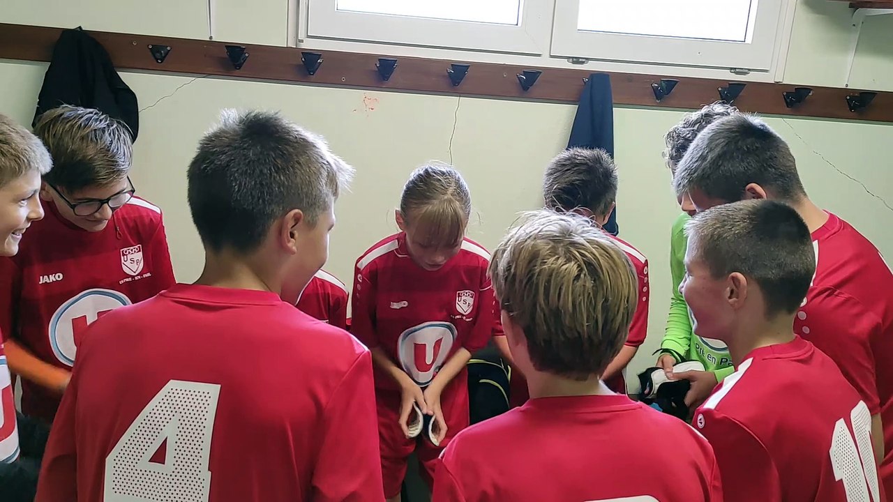 La joie des U13 après leur victoire contre Lassay